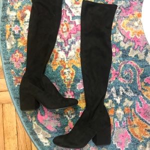 Thigh-high faux suede black boots